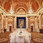 The College Hotel, Autograph Collection Otel Dublin