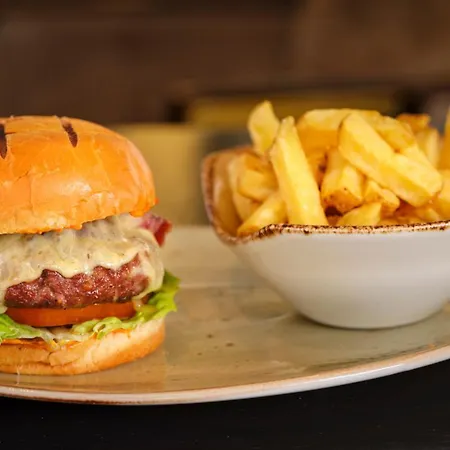 The College Hotel, Autograph Collection ホテル 5*