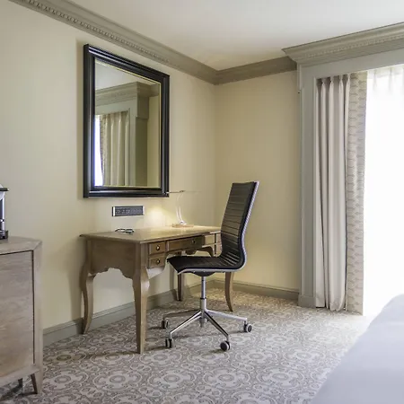 The College Hotel, Autograph Collection ホテル 5*