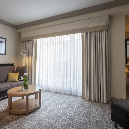 ホテル The College Hotel, Autograph Collection