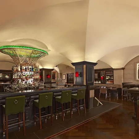 The College Hotel, Autograph Collection Dublin