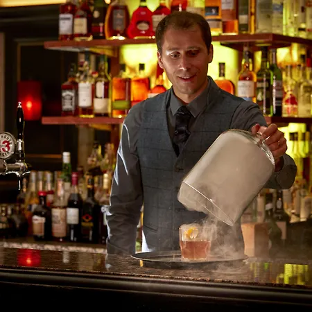 ホテル The College Hotel, Autograph Collection ダブリン