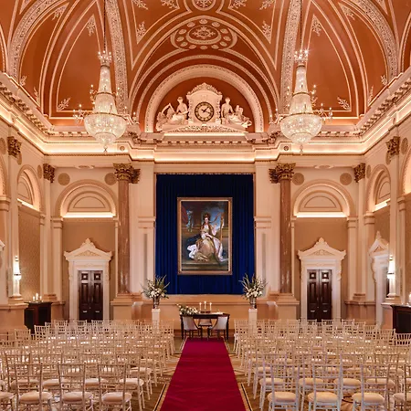 ホテル The College Hotel, Autograph Collection 5*