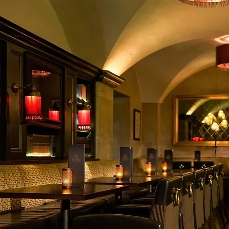 The College Hotel, Autograph Collection 5*