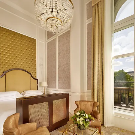 The College Hotel, Autograph Collection Hotel 5*
