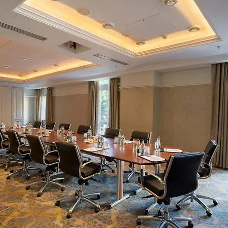 The College Hotel, Autograph Collection 5*
