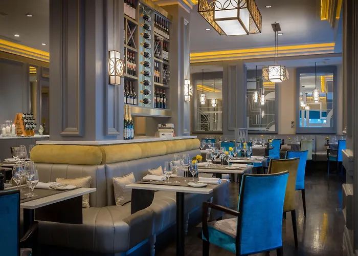 Szálloda The College Hotel, Autograph Collection