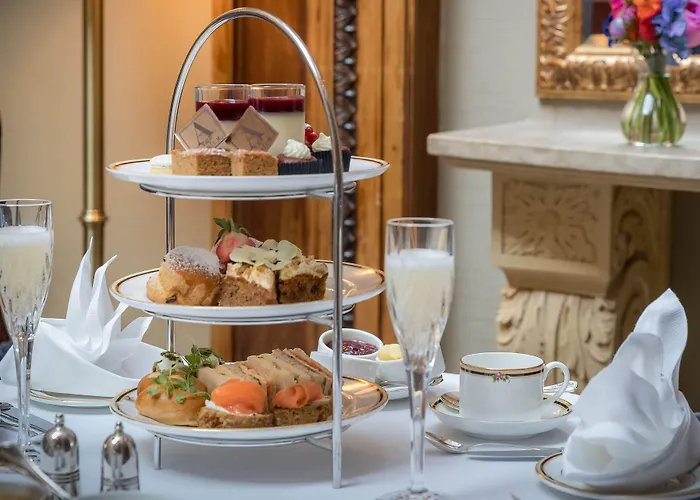 Szálloda The College Hotel, Autograph Collection