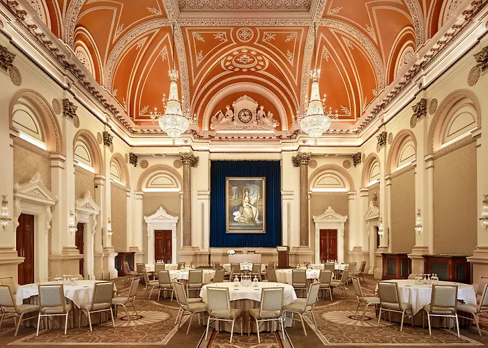 The College Hotel, Autograph Collection 5*