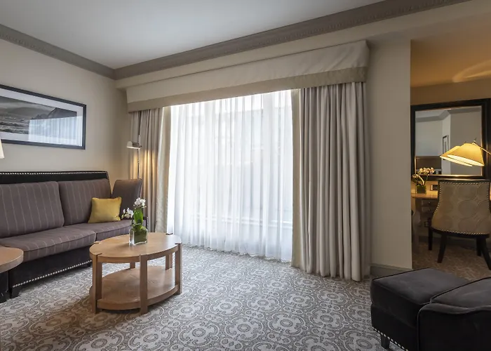 Szálloda The College Hotel, Autograph Collection